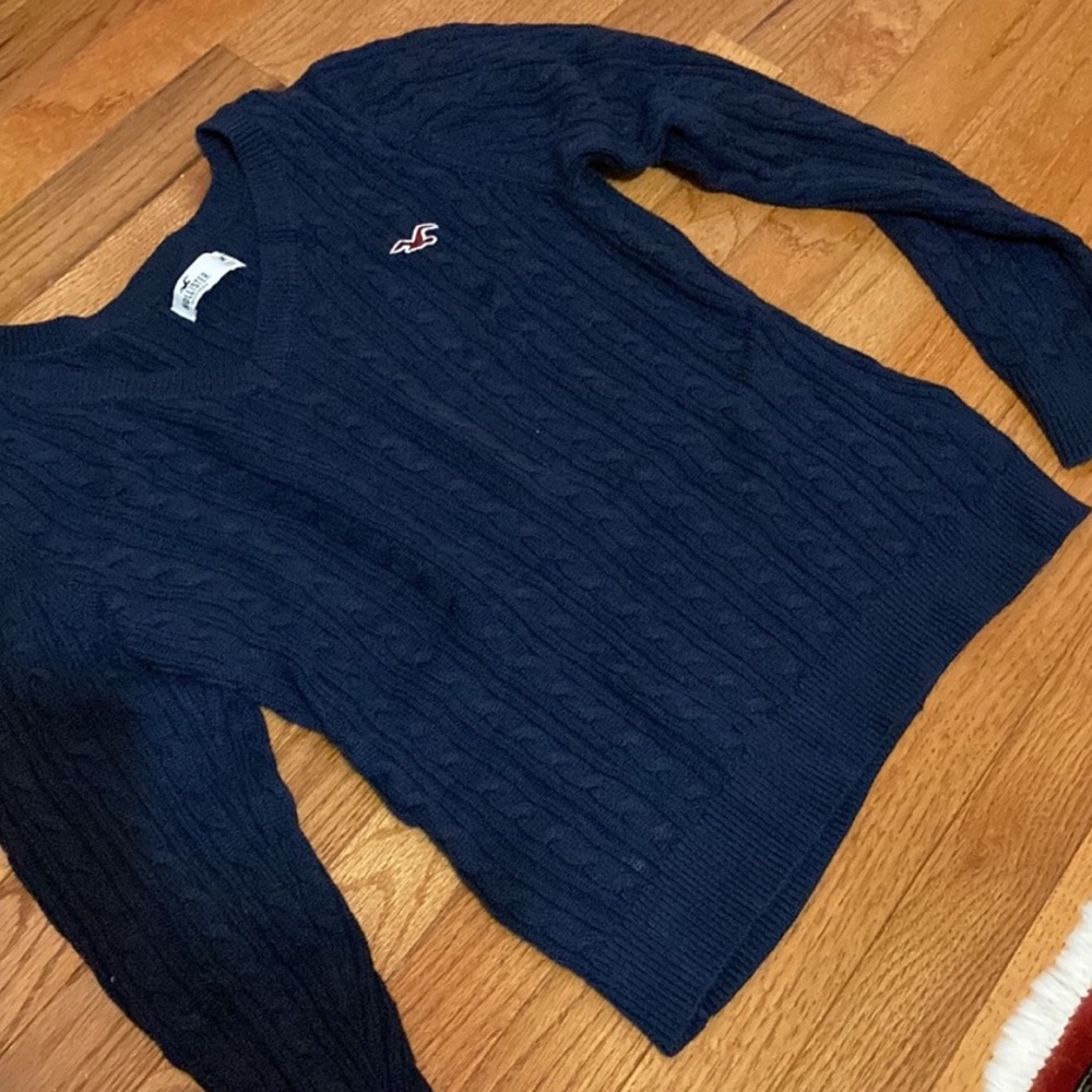 Hollister Cable Knit Sweater - Picture 3 of 3